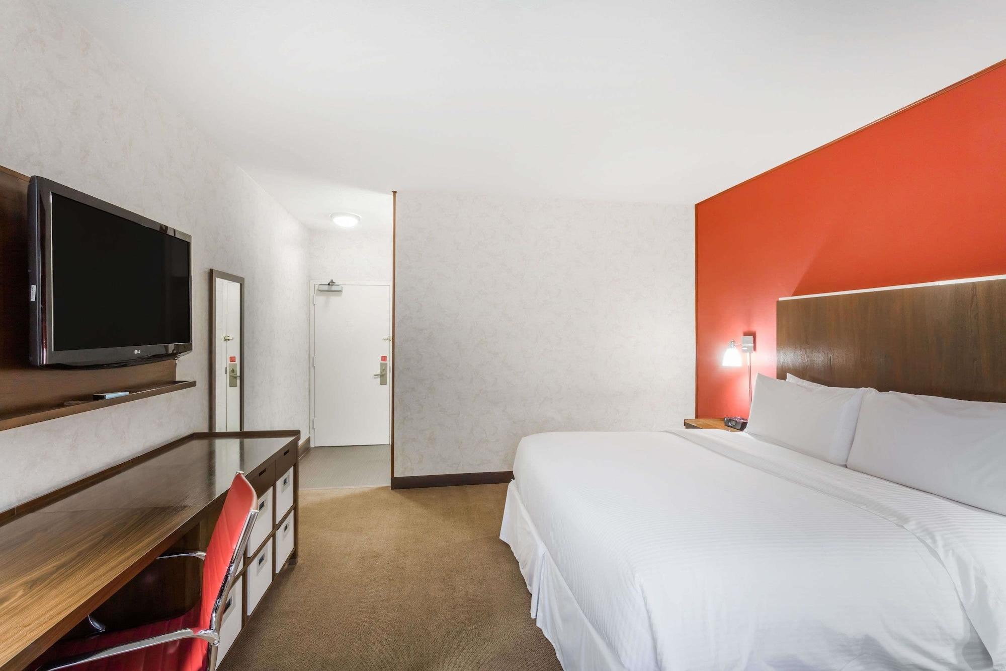 วินด์แฮม การ์เดน ซานโฮเซ ซิลิคอน แวลเลย์ Hotel ภายนอก รูปภาพ